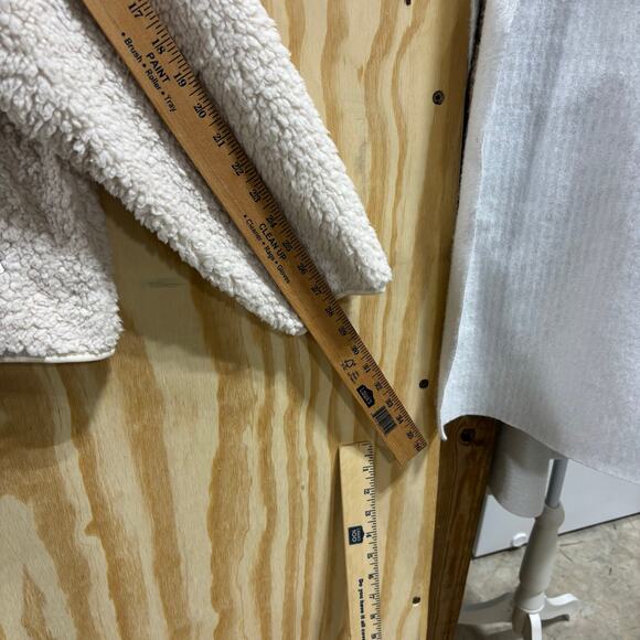 Athleta Women’s Sherpa Fleece Zip Jacket Cream White M Cozy Full Zip perfromance - Picture 6 of 9